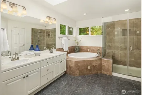 21728 NE 81st Street Redmond WA 98053