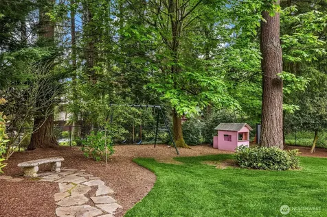 21728 NE 81st Street Redmond WA 98053