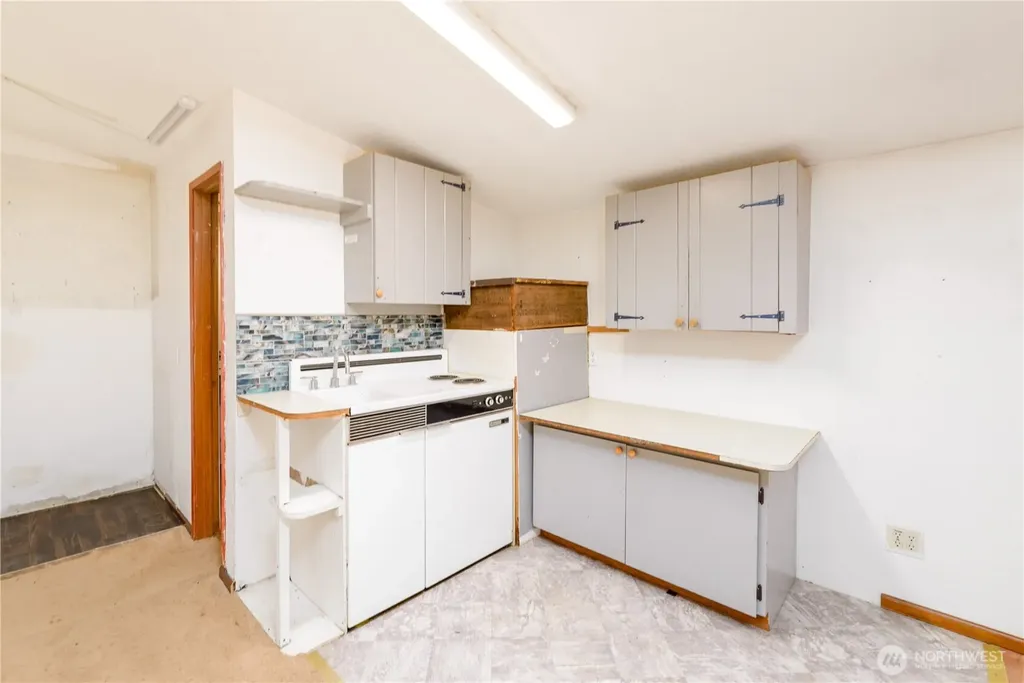 164 Sutter Road Port Angeles WA 98362