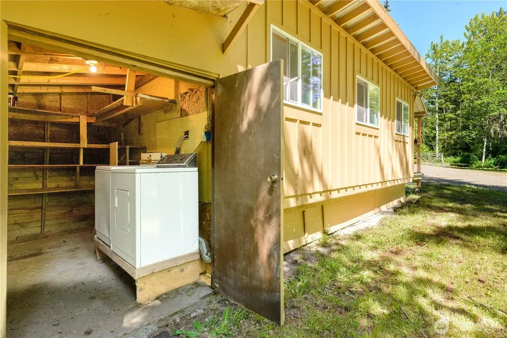 164 Sutter Road Port Angeles WA 98362