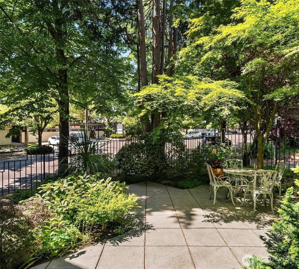 5430 California Avenue SW Seattle WA 98136