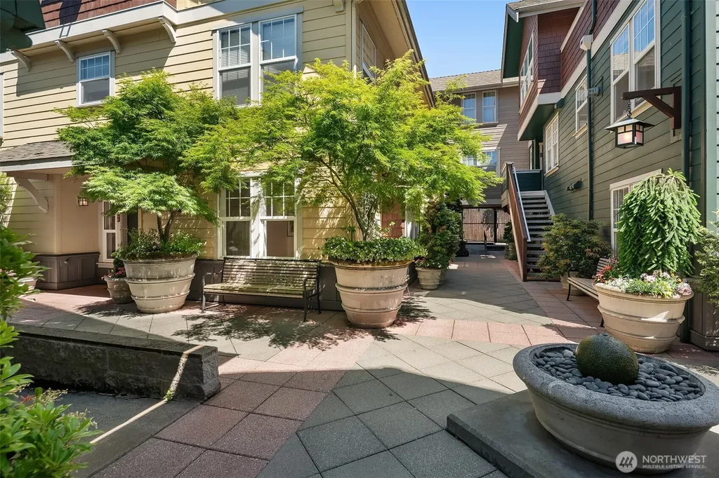 5430 California Avenue SW Seattle WA 98136