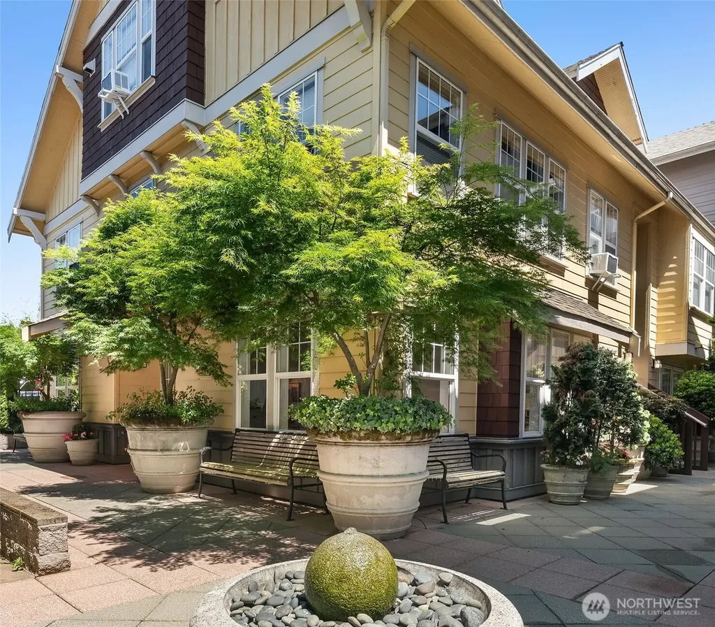 5430 California Avenue SW Seattle WA 98136