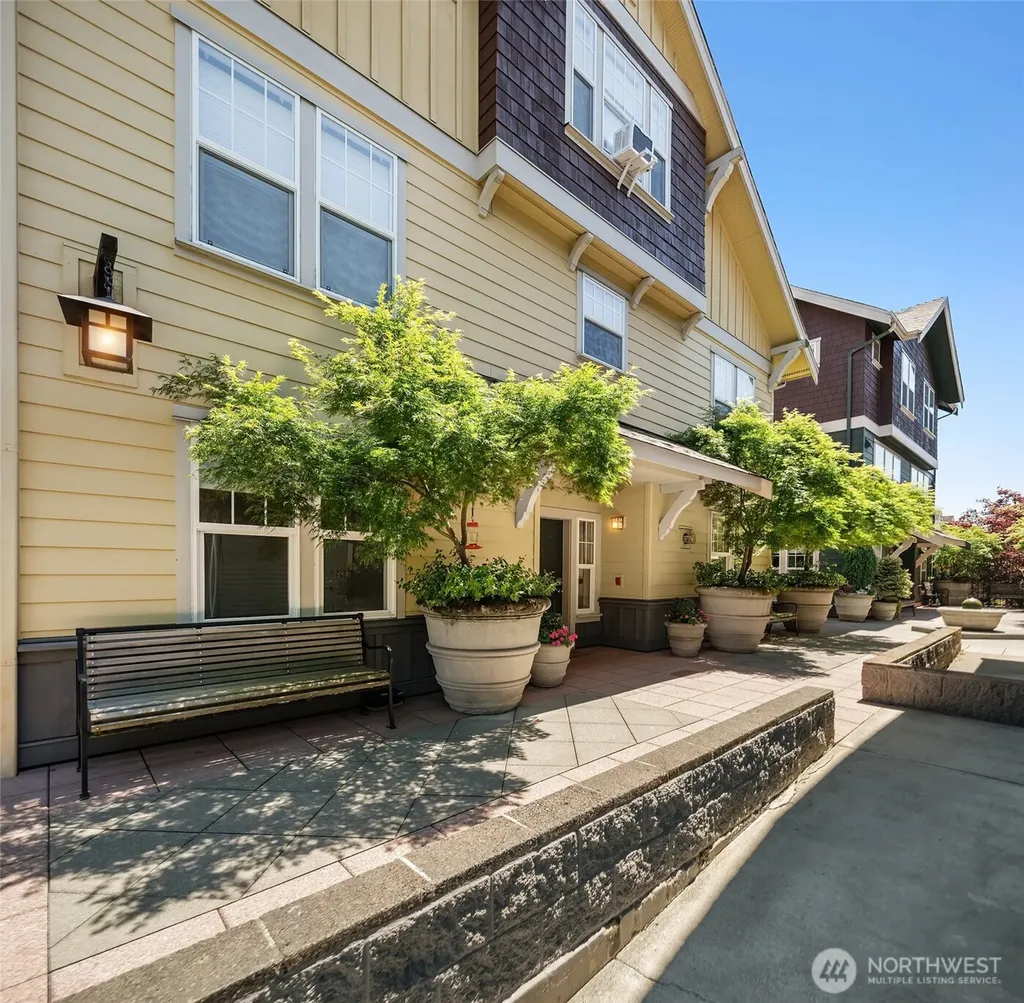5430 California Avenue SW Seattle WA 98136