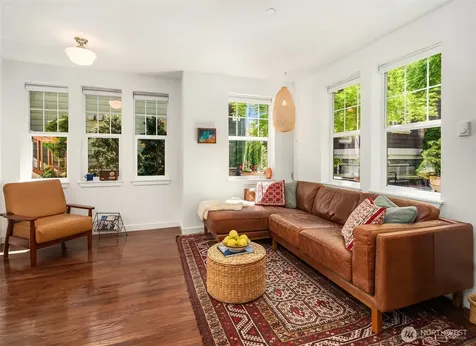 5430 California Avenue SW Seattle WA 98136