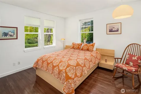 5430 California Avenue SW Seattle WA 98136