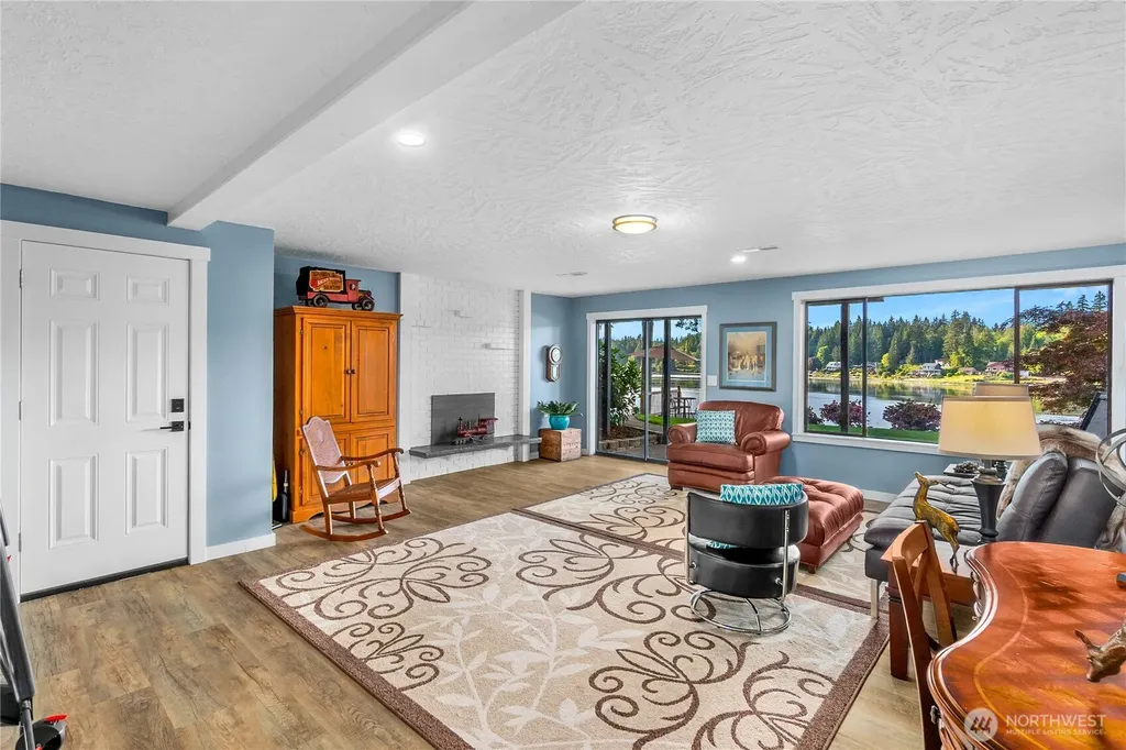 240 SE Mallard Beach Lane Shelton WA 98584