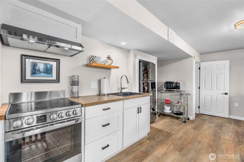 240 SE Mallard Beach Lane Shelton WA 98584