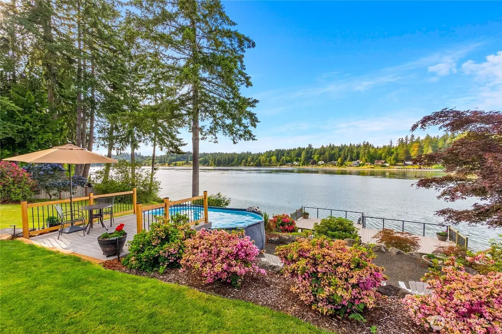 240 SE Mallard Beach Lane Shelton WA 98584