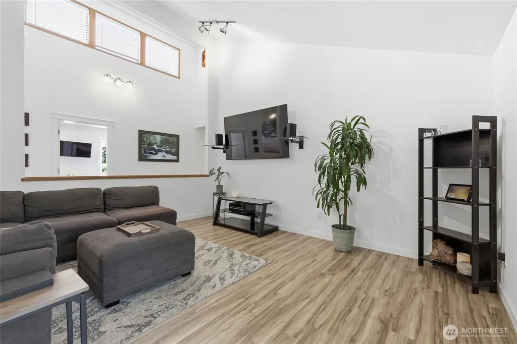12714 SE 258th Street Kent WA 98030