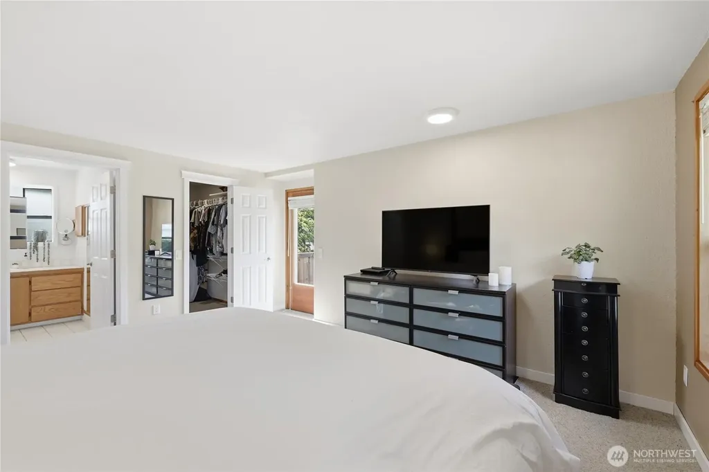 12714 SE 258th Street Kent WA 98030