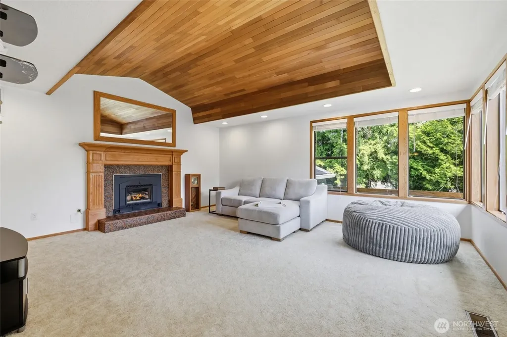 12714 SE 258th Street Kent WA 98030