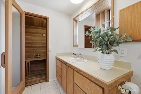 12714 SE 258th Street Kent WA 98030
