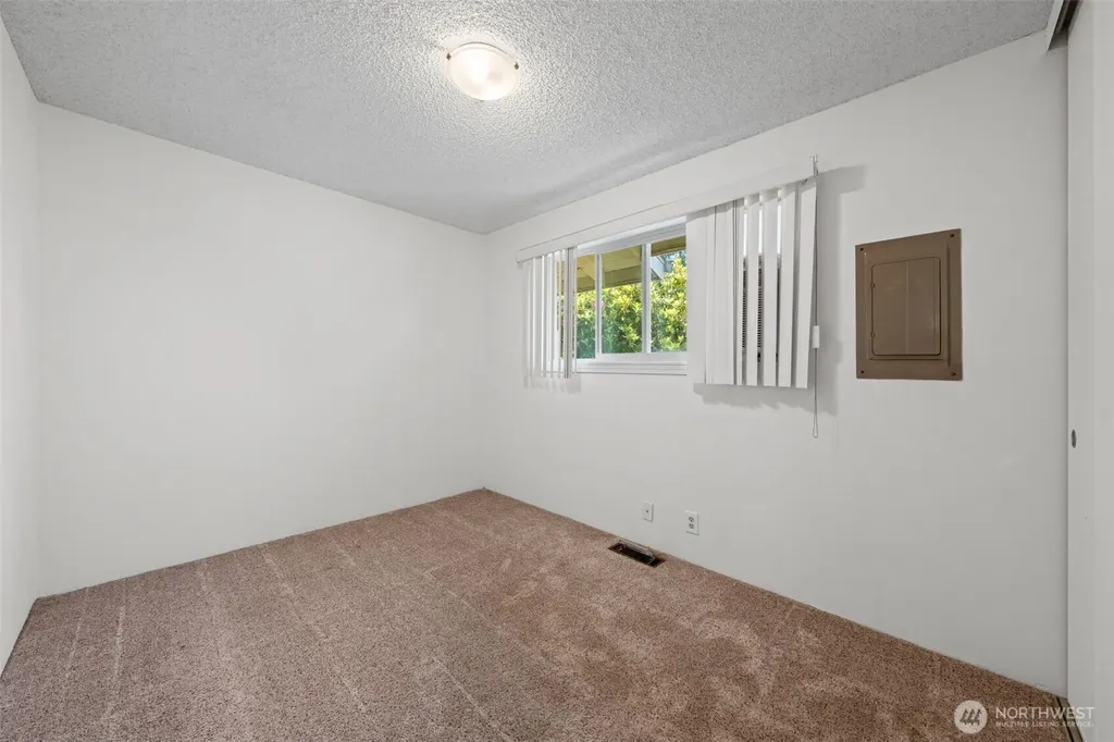 18314 44th Avenue S Seatac WA 98188