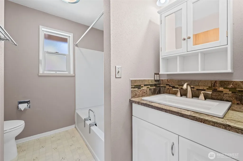 18314 44th Avenue S Seatac WA 98188