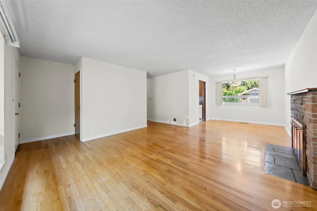 18314 44th Avenue S Seatac WA 98188