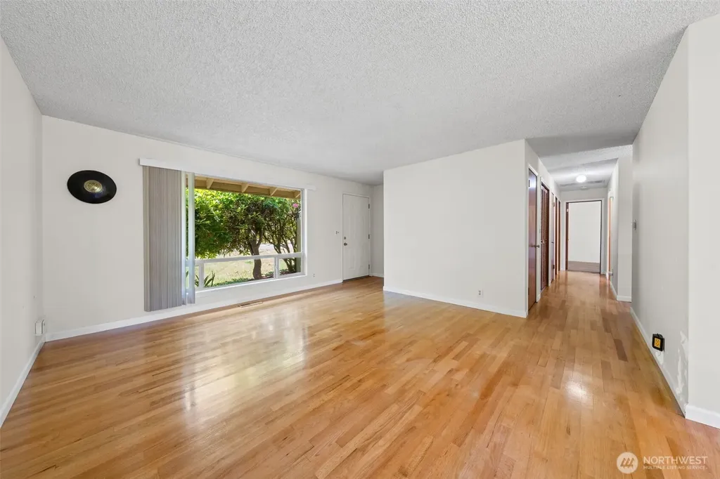 18314 44th Avenue S Seatac WA 98188