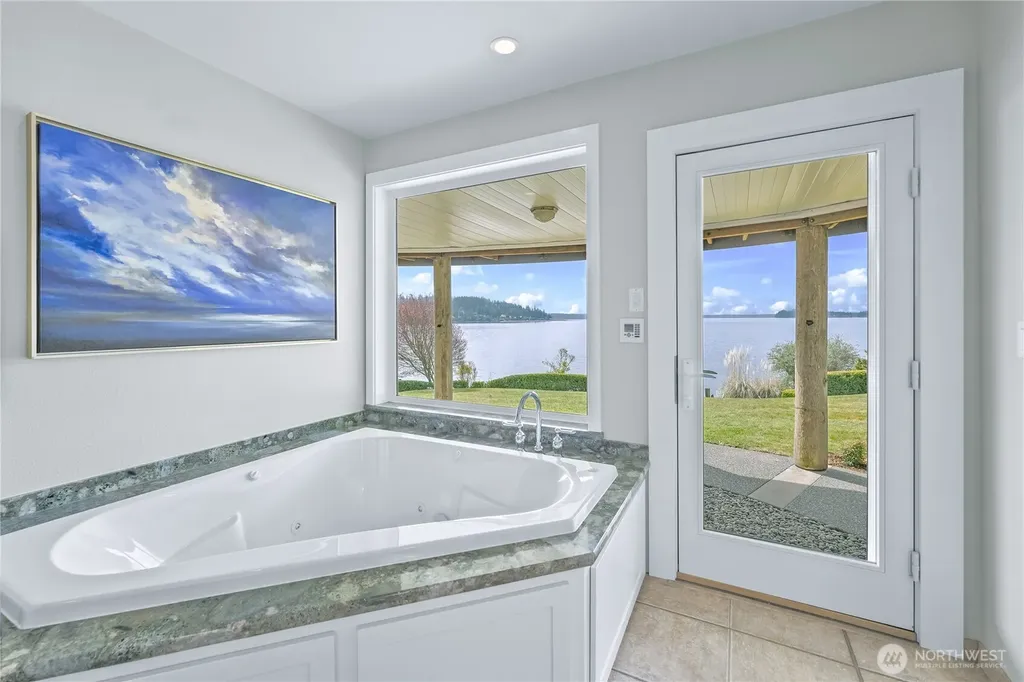 11211 194th Avenue NW Gig Harbor WA 98329