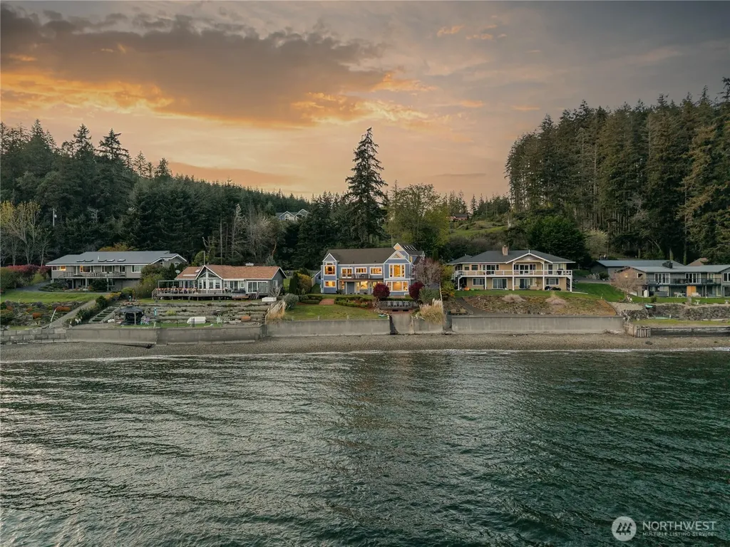 11211 194th Avenue NW Gig Harbor WA 98329