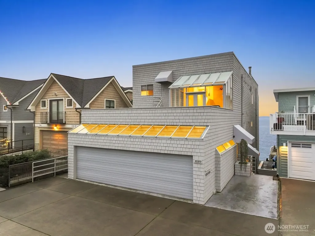 3089 Alki Avenue SW Seattle WA 98116