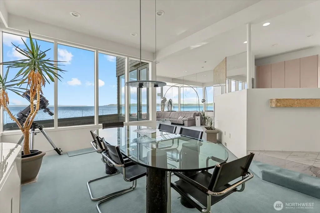 3089 Alki Avenue SW Seattle WA 98116