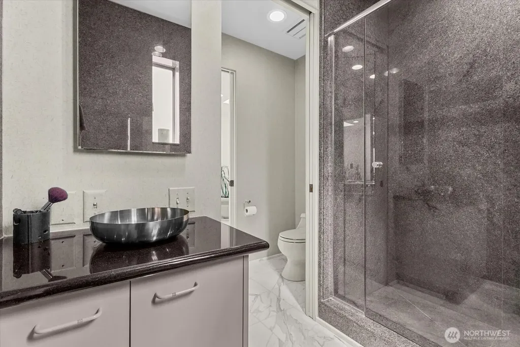 3089 Alki Avenue SW Seattle WA 98116