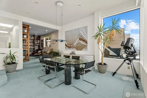 3089 Alki Avenue SW Seattle WA 98116