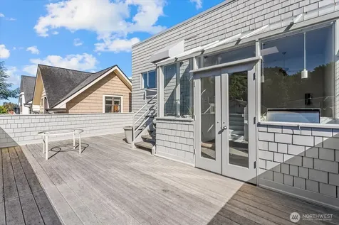 3089 Alki Avenue SW Seattle WA 98116