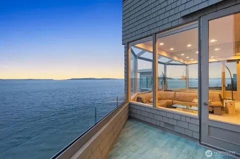 3089 Alki Avenue SW Seattle WA 98116