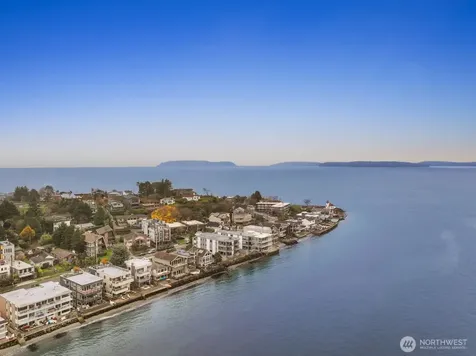 3089 Alki Avenue SW Seattle WA 98116