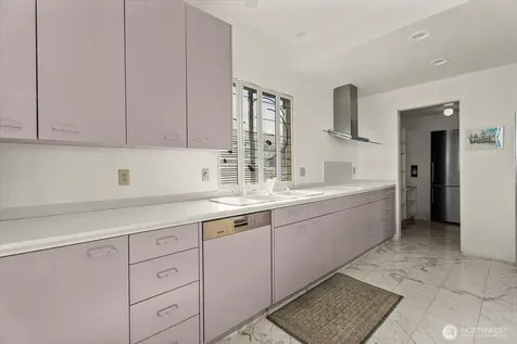 3089 Alki Avenue SW Seattle WA 98116