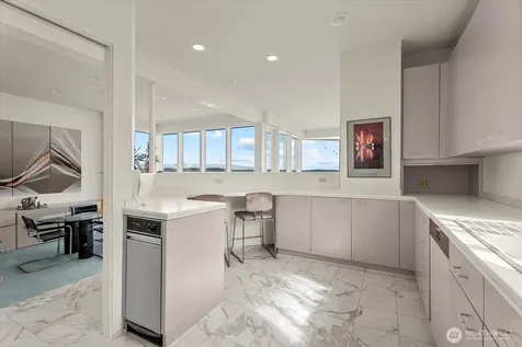 3089 Alki Avenue SW Seattle WA 98116