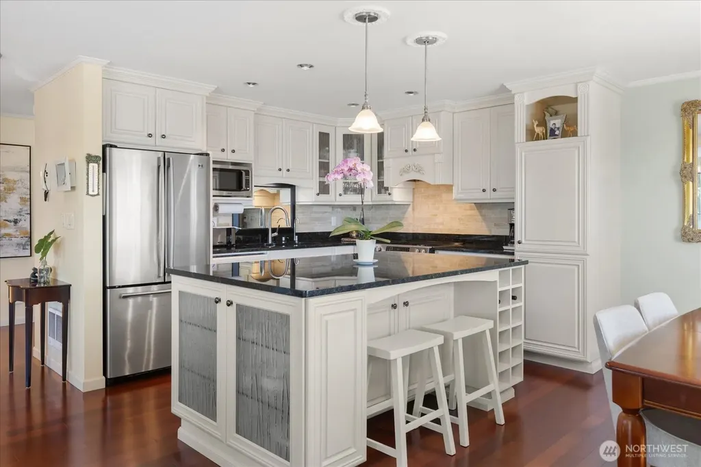 300 2nd Avenue N Edmonds WA 98020