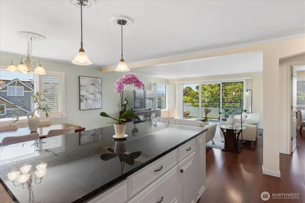 300 2nd Avenue N Edmonds WA 98020