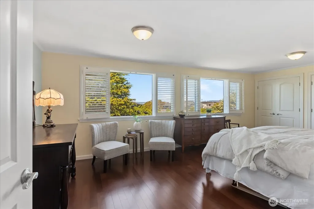 300 2nd Avenue N Edmonds WA 98020