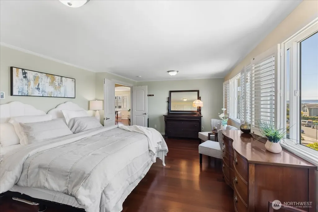 300 2nd Avenue N Edmonds WA 98020