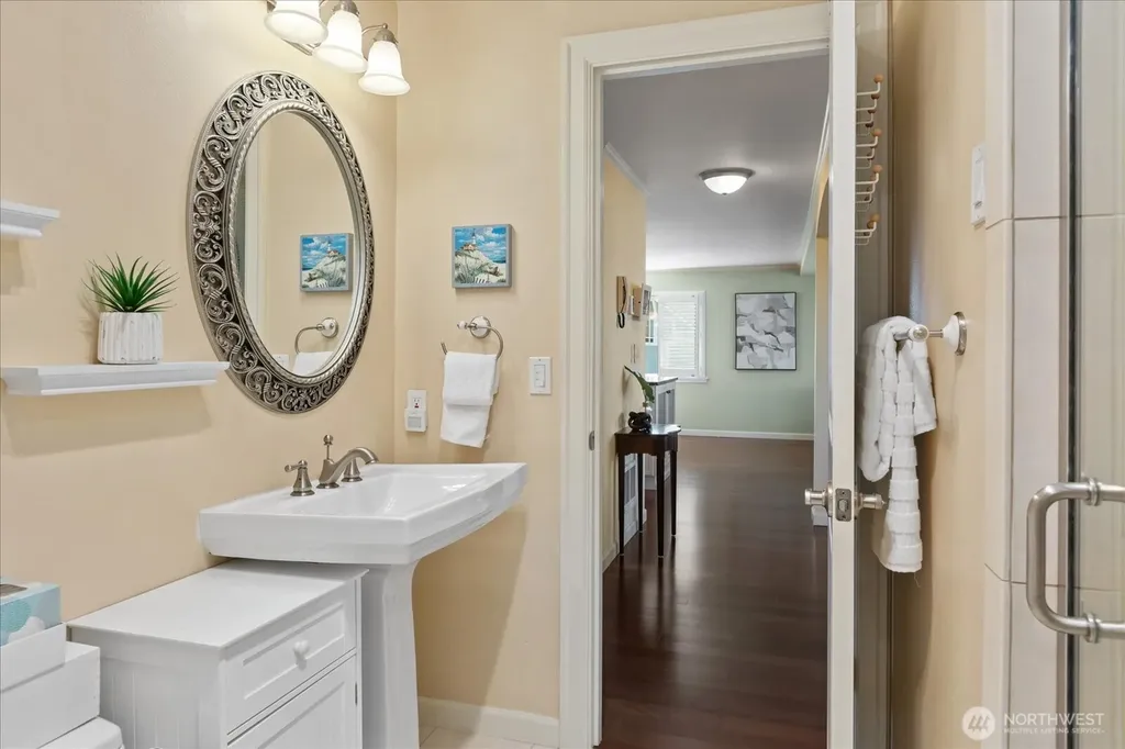 300 2nd Avenue N Edmonds WA 98020