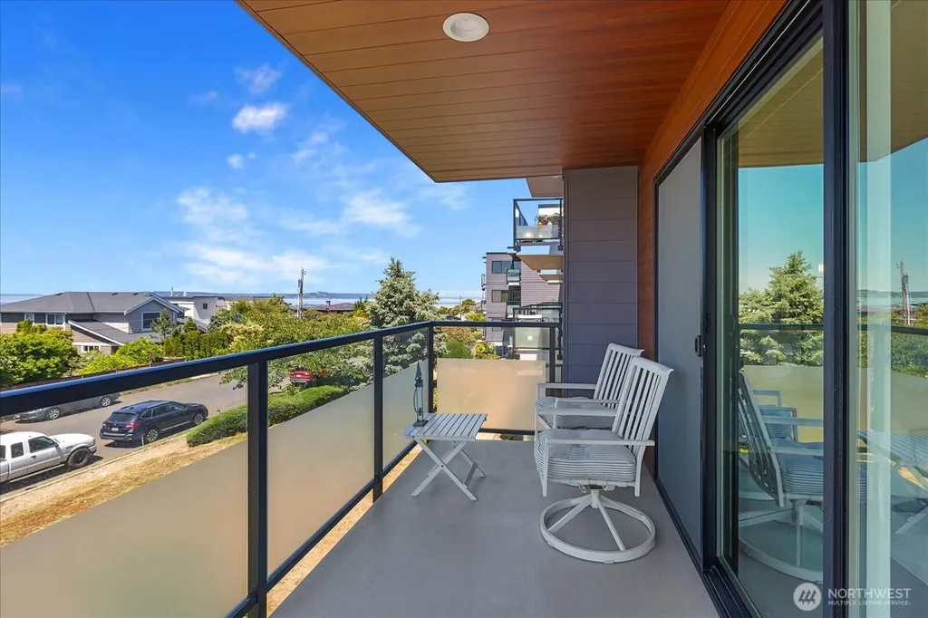 300 2nd Avenue N Edmonds WA 98020