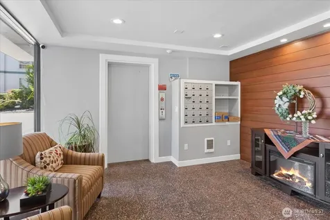 300 2nd Avenue N Edmonds WA 98020