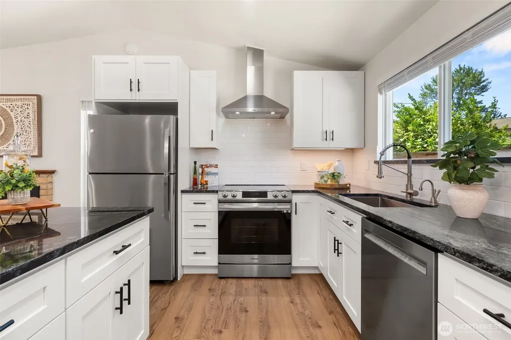 19750 SE 263rd Place Covington WA 98042