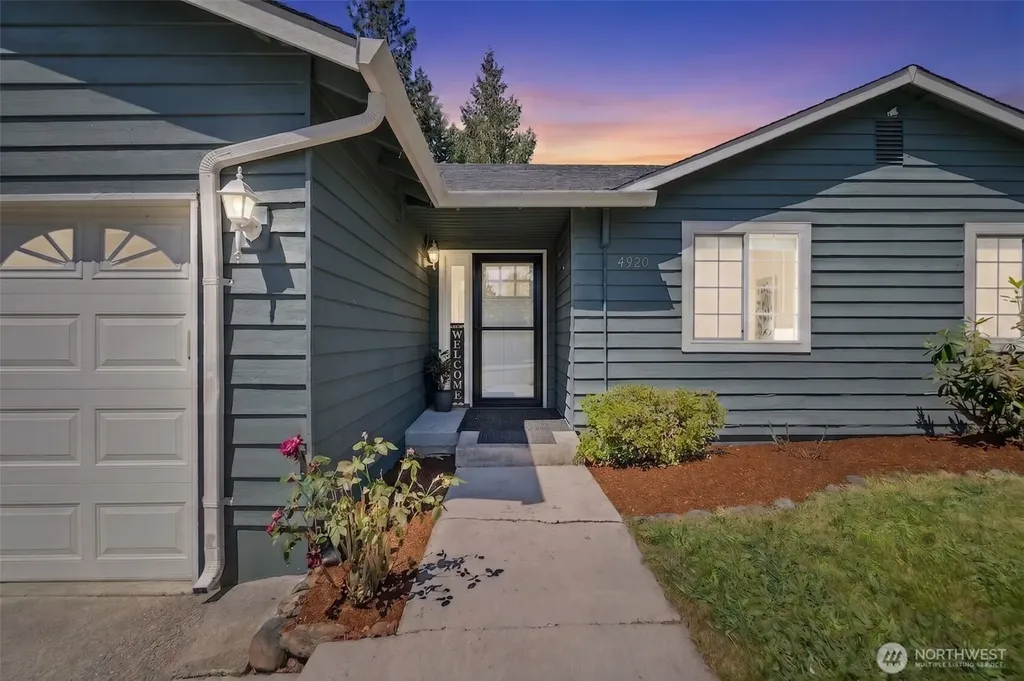 19750 SE 263rd Place Covington WA 98042