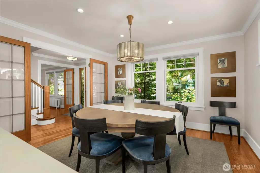 2406 Bigelow Avenue N Seattle WA 98109