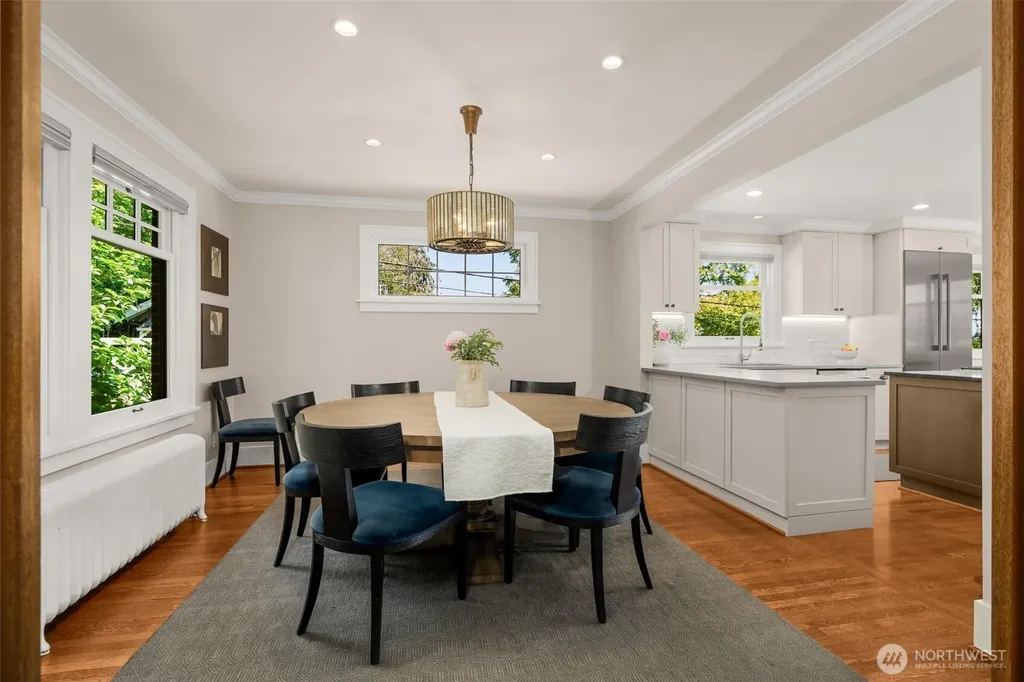 2406 Bigelow Avenue N Seattle WA 98109