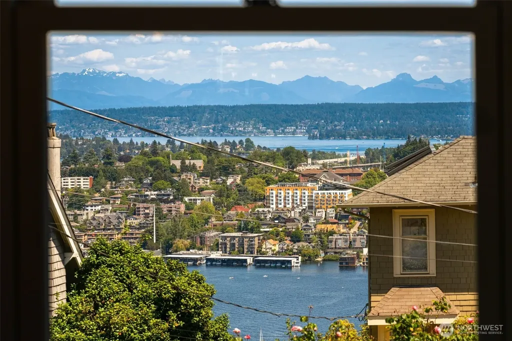 2406 Bigelow Avenue N Seattle WA 98109