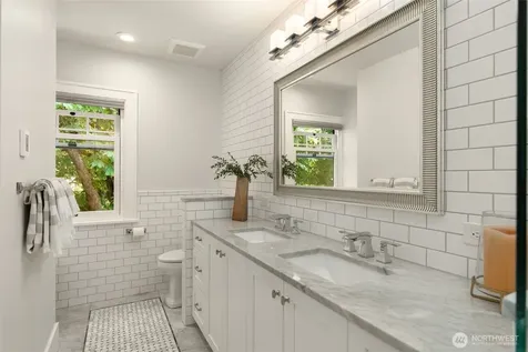 2406 Bigelow Avenue N Seattle WA 98109
