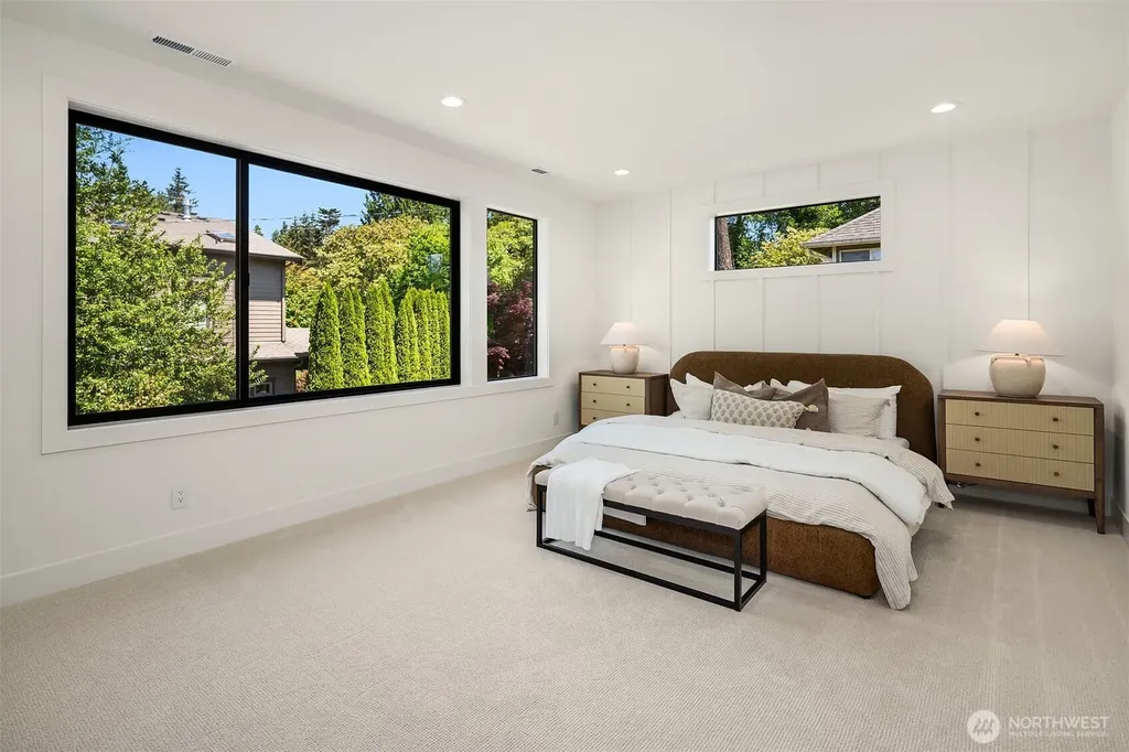 12606 NE 102nd Place Kirkland WA 98033