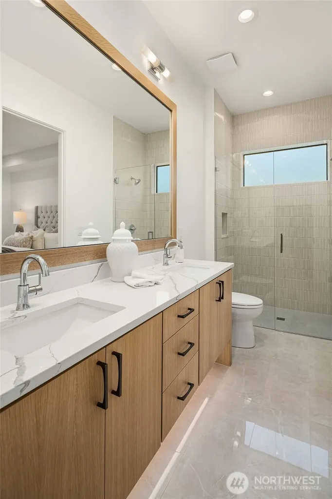 12606 NE 102nd Place Kirkland WA 98033