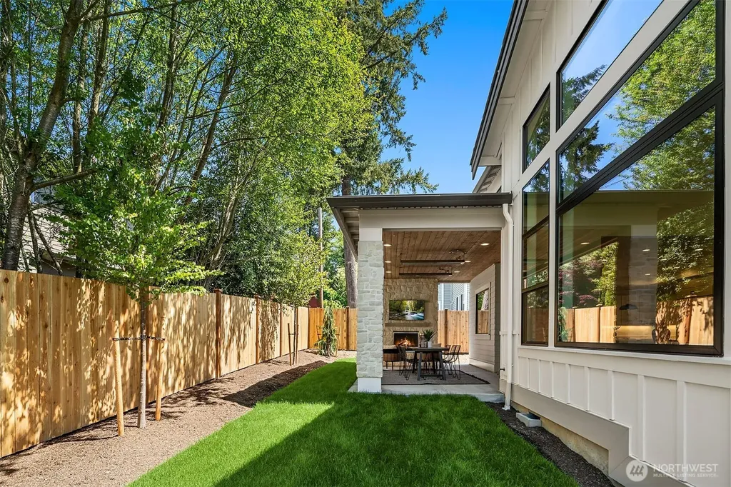 12606 NE 102nd Place Kirkland WA 98033
