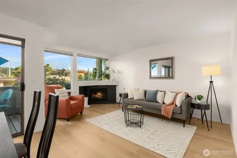 2831 14th Ave W Seattle WA 98119