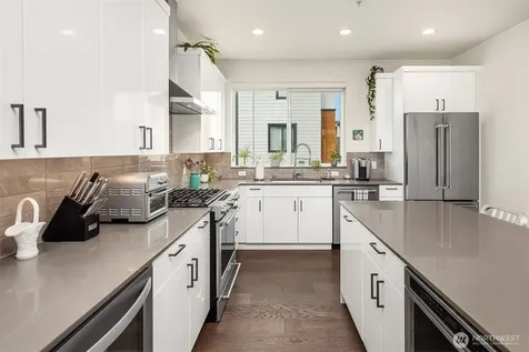 9632 NE 183rd Street Bothell WA 98011